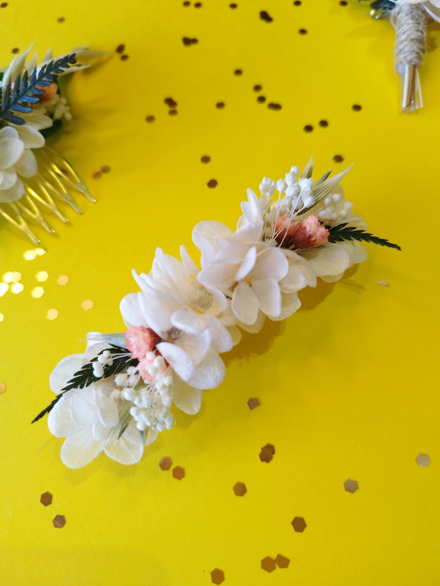 "Maelynn"Barrette Délicate fleurs séchées mariage – Fleurs Séchées aux Couleurs Naturelles 🌸