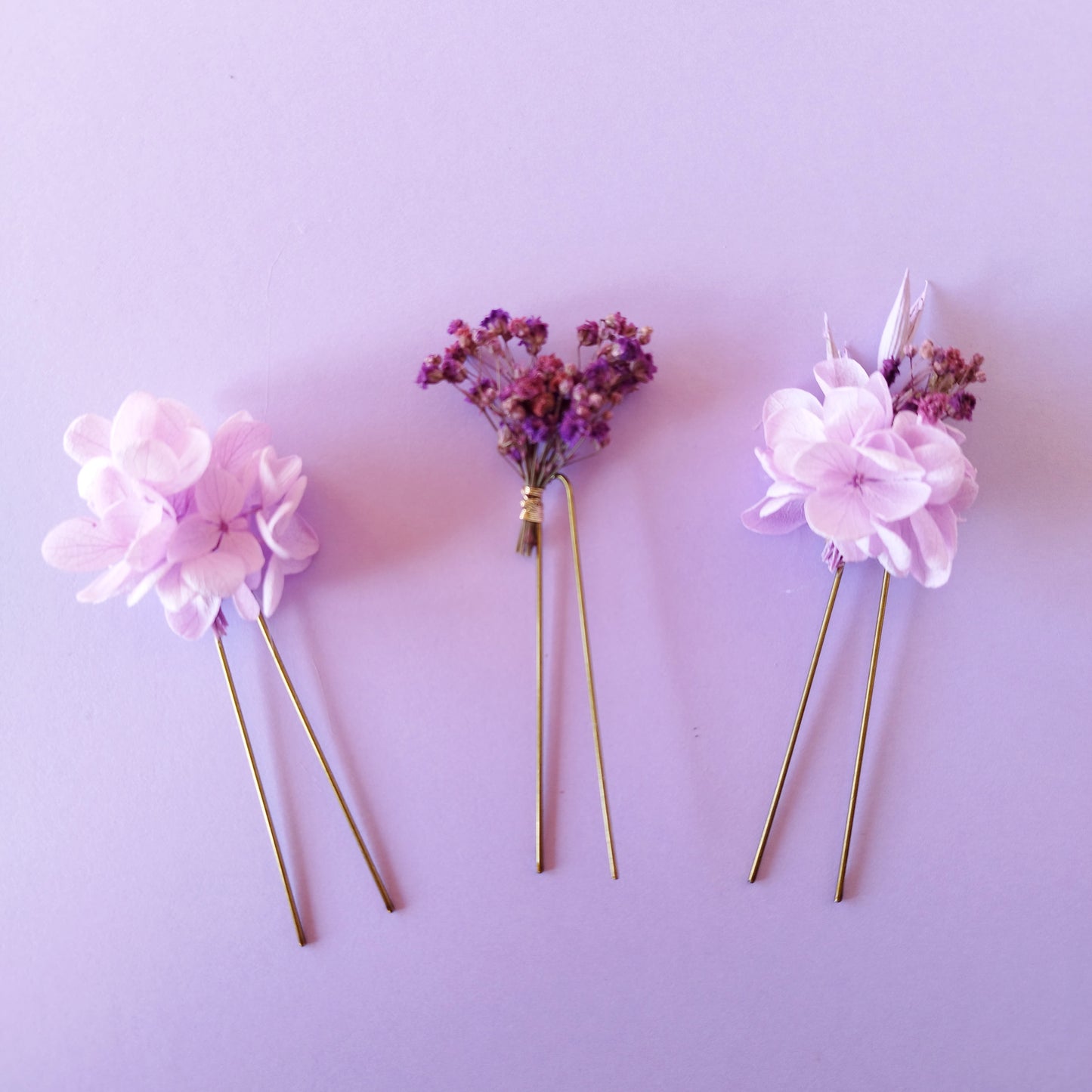 "Brume Florale"Trois piques à Chignon fleurs séchées mariage – Élégance Naturelle violet 💜