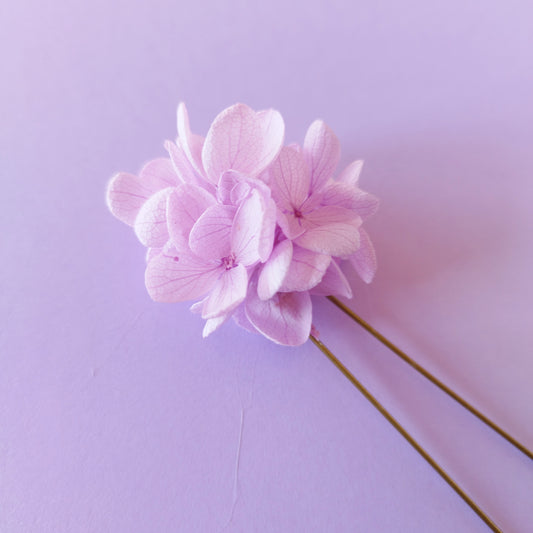 "Brume Florale" Piques à Chignon fleurs séchées mariage– Élégance Naturelle violet 💜