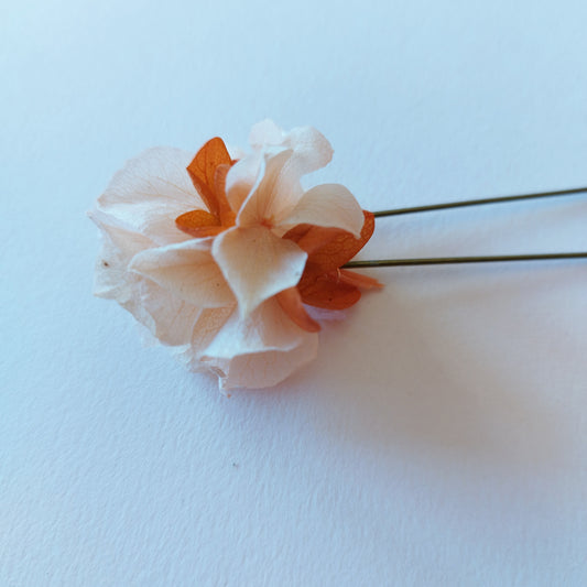 "Terre d'Amour"Pique à Chignon fleurs séchées mariage – Élégance Terracotta & Nature 🌿