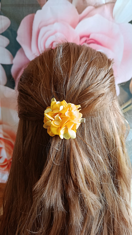 Les Croco-Fleurs barette fleurie ronde