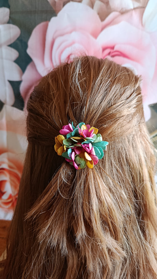 Les Croco-Fleurs barette fleurie ronde