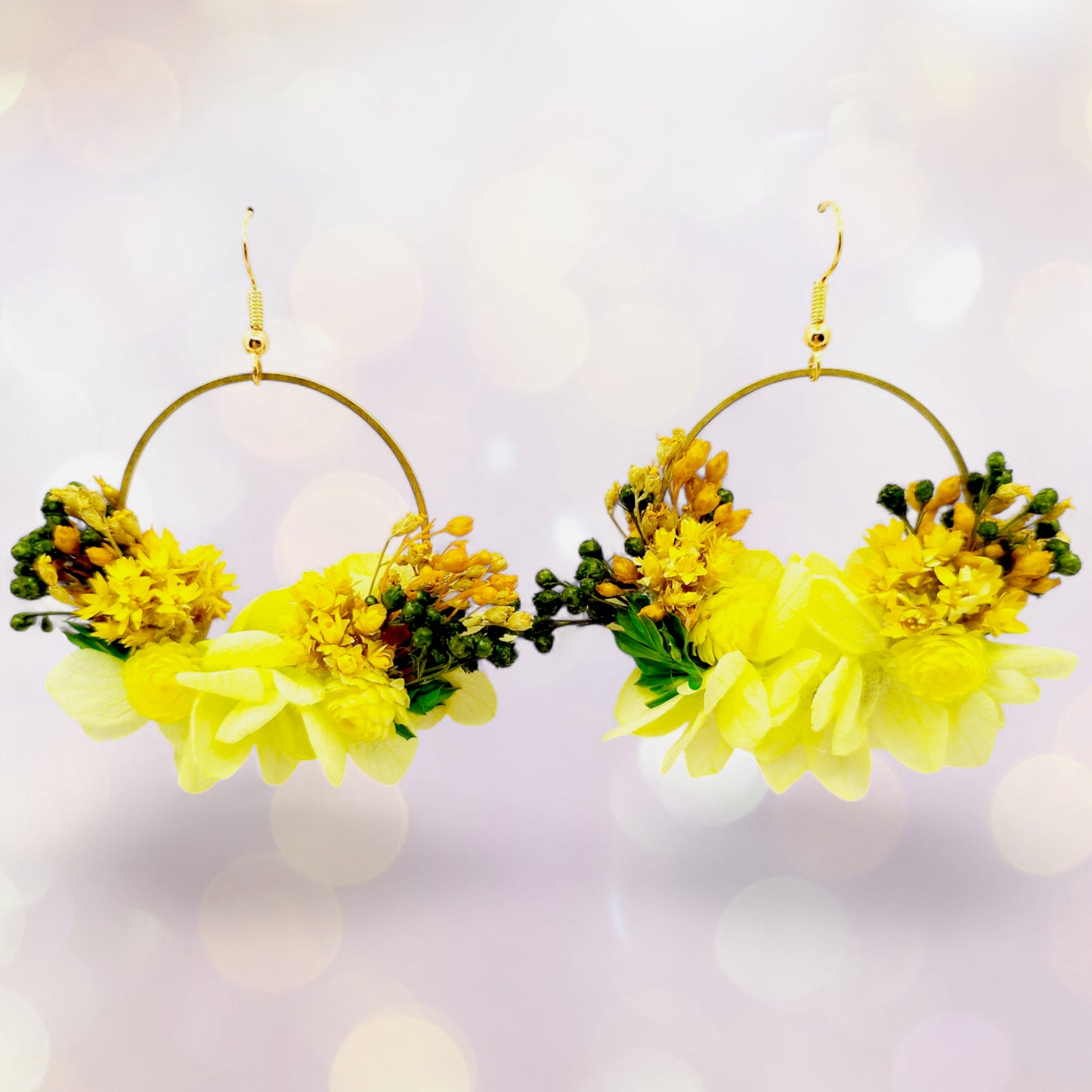 Boucles d'oreilles en fleurs séchées et stabilisées