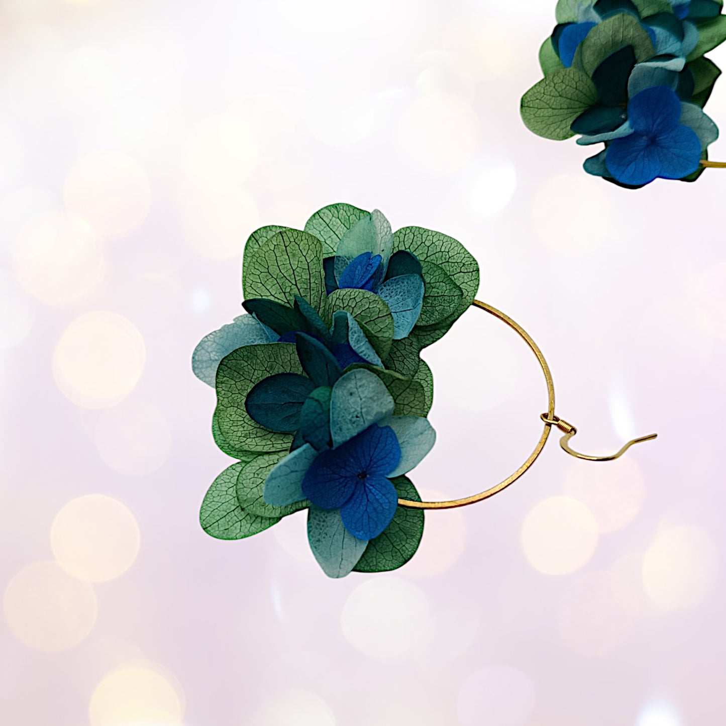 Boucles d'oreilles fleurs séchées mariage Voluptueuse bleu