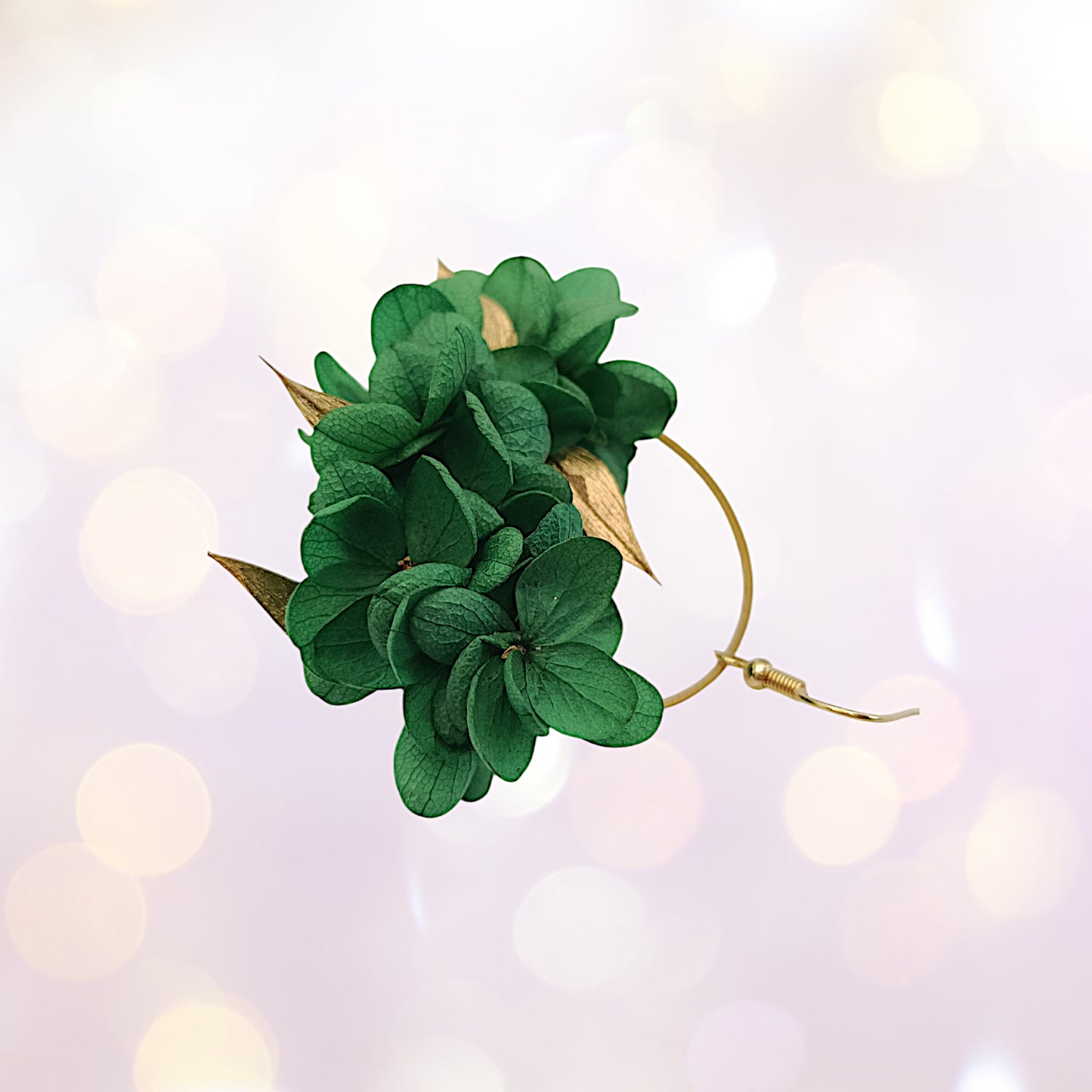 Boucles d'oreilles fleurs séchées mariage vert et doré