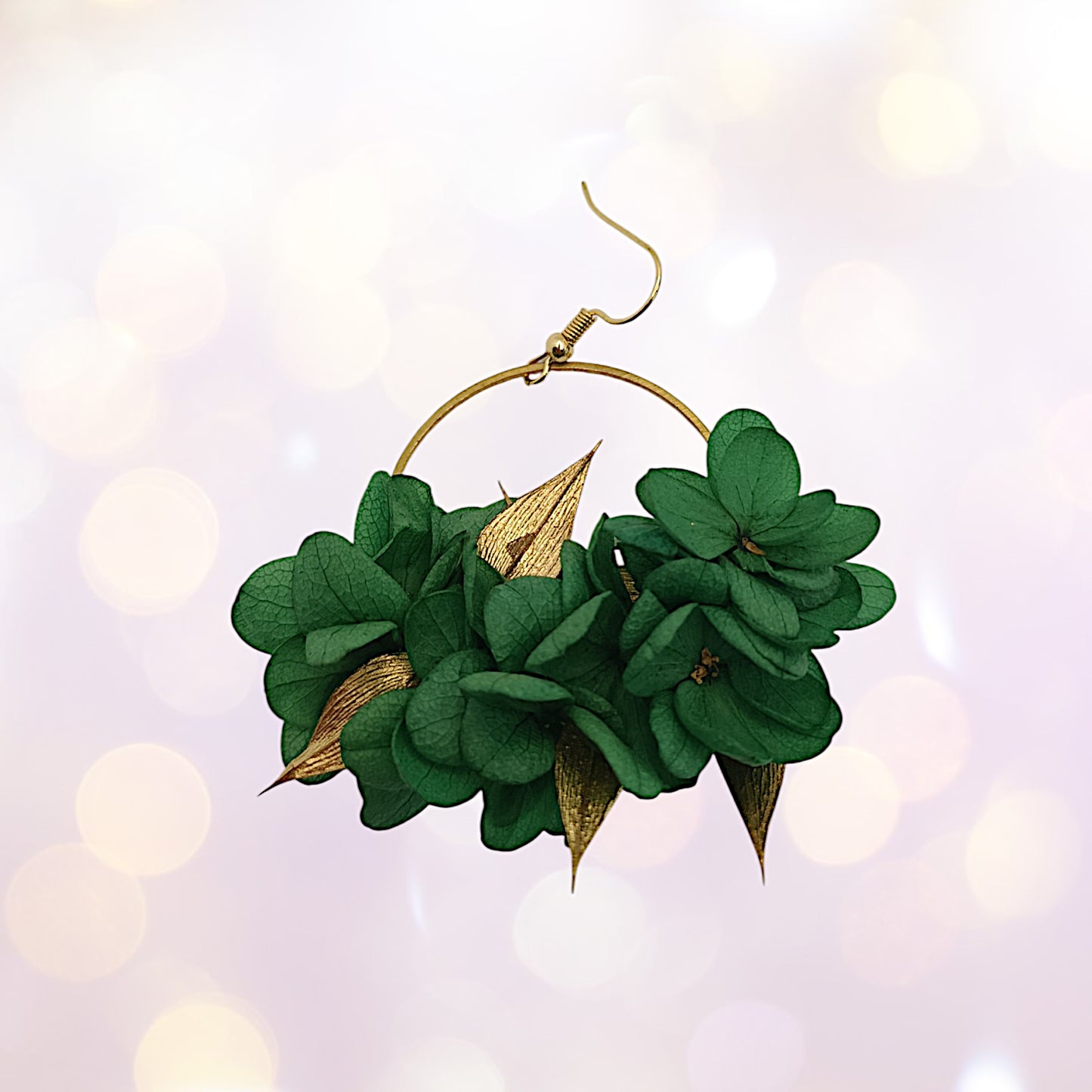 Boucles d'oreilles fleurs séchées mariage vert et doré