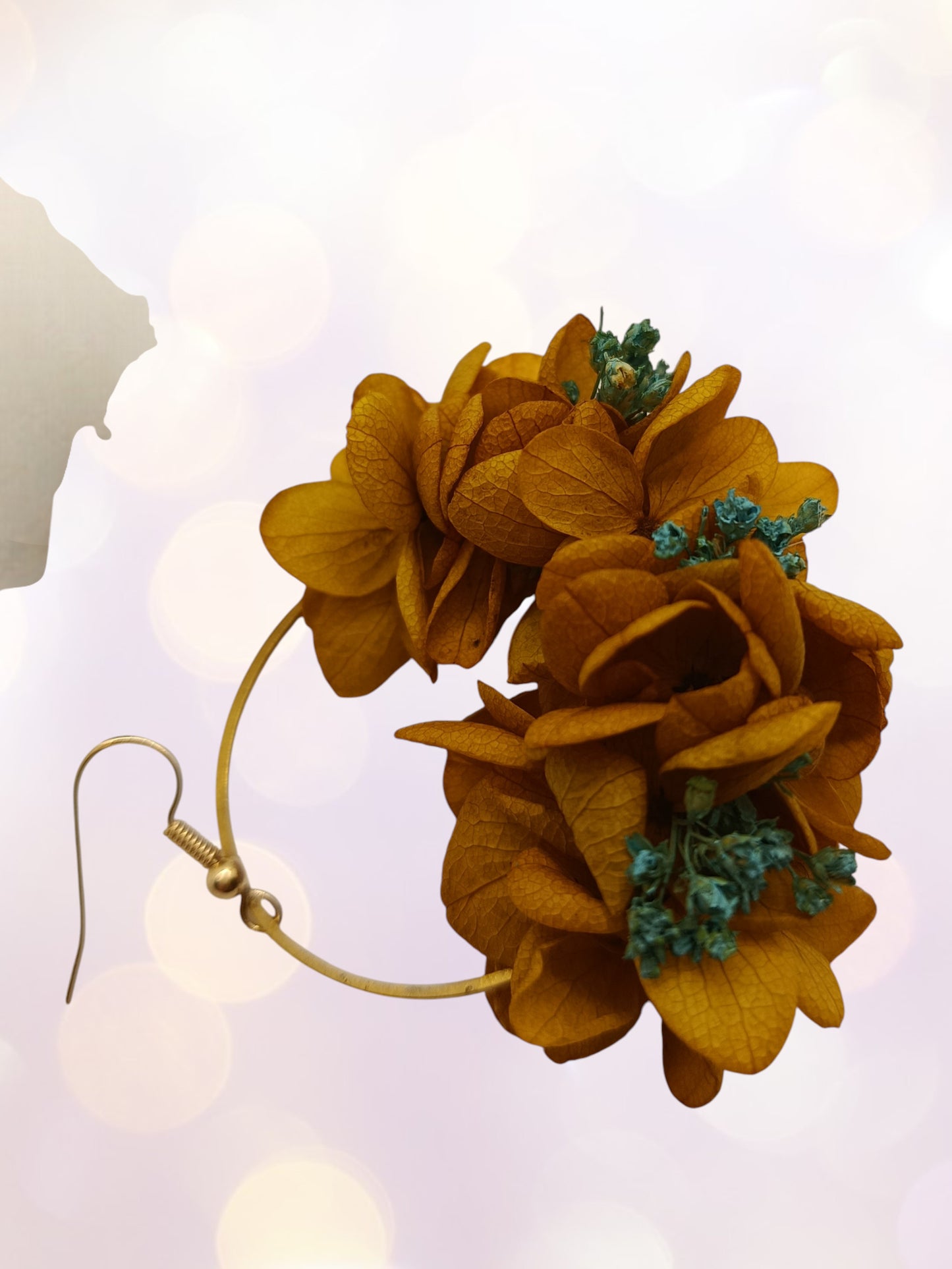 Créoles composition florale Jaune et turquoise