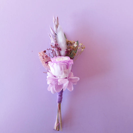 "Brume Florale"Boutonnière fleurs séchées mariage – Élégance Naturelle violette rose 💜