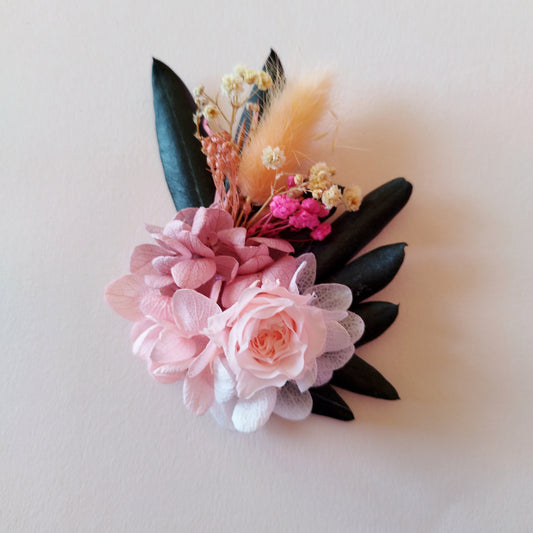 "Rosée de Tendresse"Boutonnière fleurs séchées mariage – Élégance Rose & Blanc 🌸