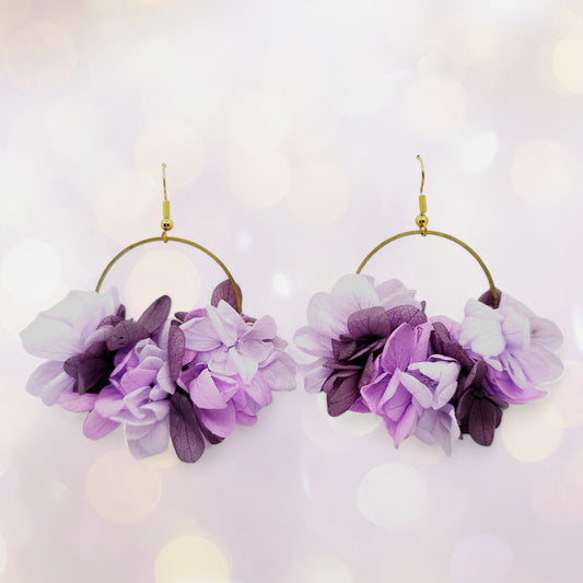 Boucles d'oreilles fleurs séchées mariage nuance de violet