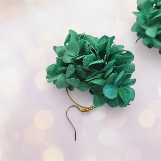Boucles d'oreilles en fleurs séchées et stabilisées mariage vert