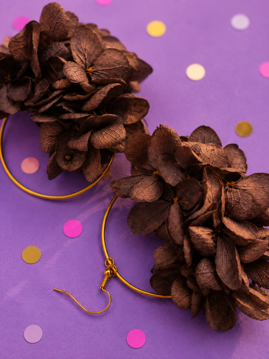Boucles d'oreilles mariage créoles hortensia stabilisé chocolat cuivré