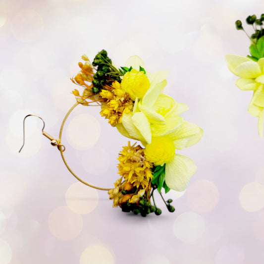 Boucles d'oreilles en fleurs séchées et stabilisées