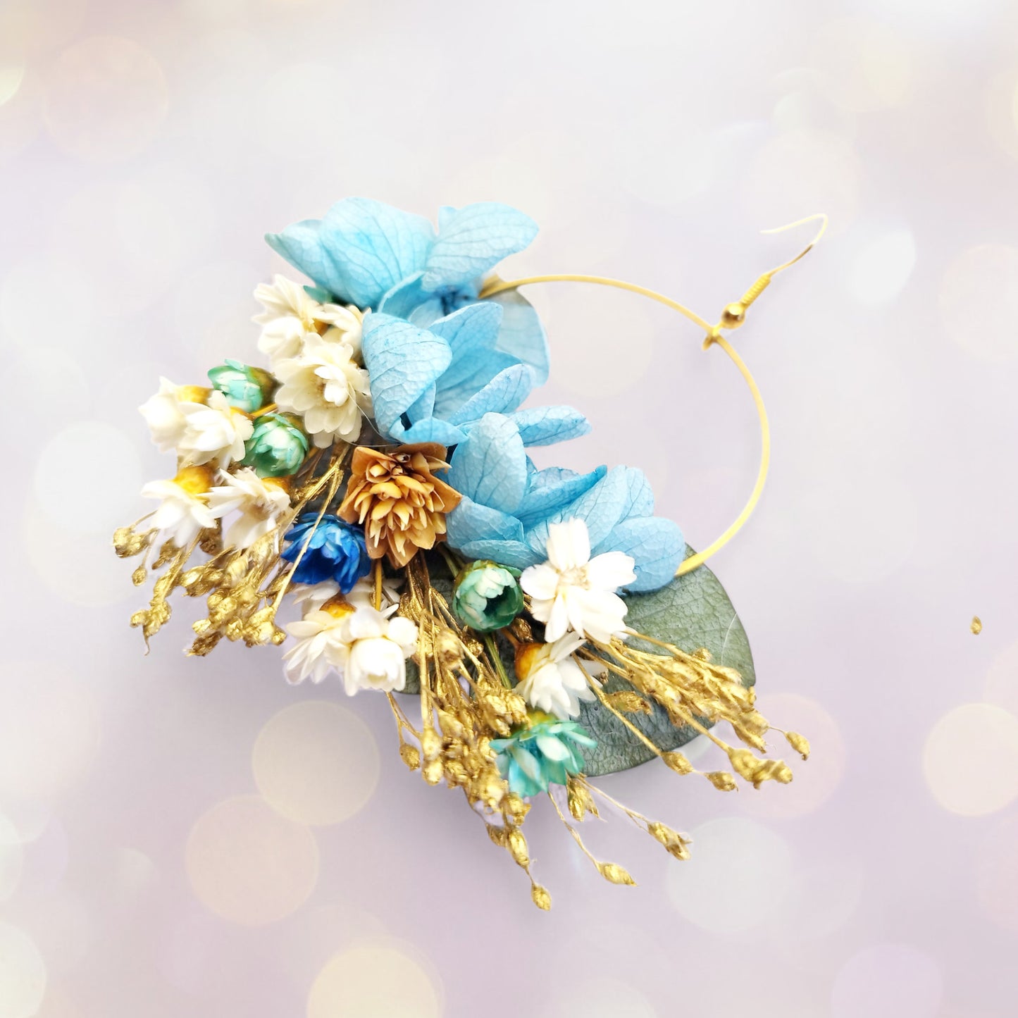 Boucles d'oreilles en fleurs séchées et stabilisées mariage Bleu