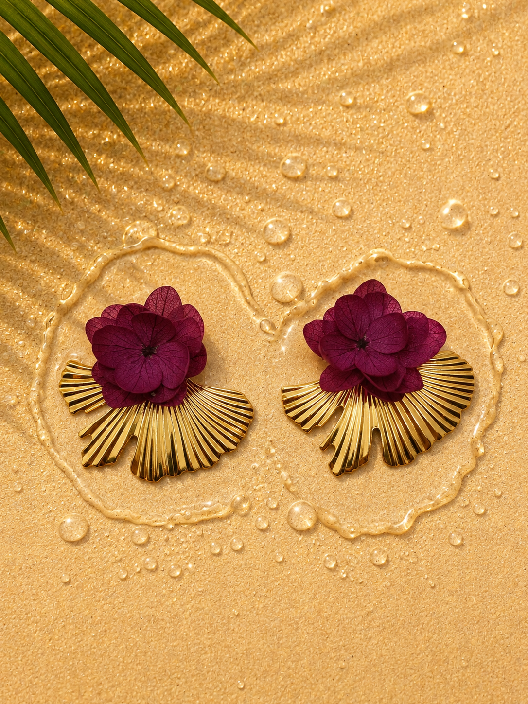 Boucles d'oreilles mariage modulables en hortensia stabilise violet prune et acier inoxydable dore
