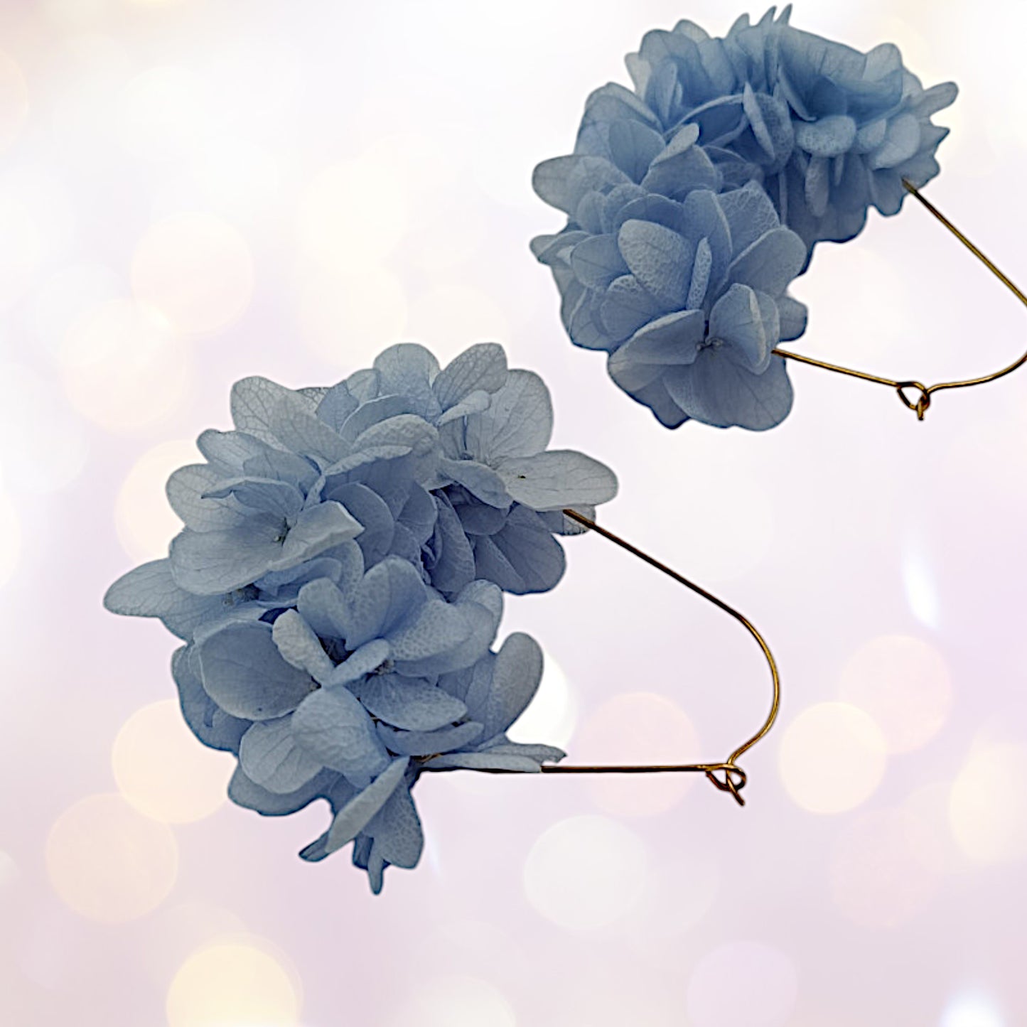Boucles d'oreilles dormeuse fleurs séchées mariage Bleu ciel