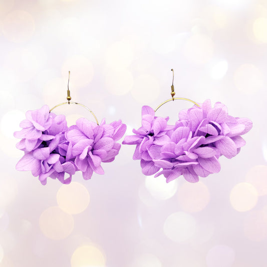 Boucles d'oreilles fleurs séchées mariage hortensia violet clair
