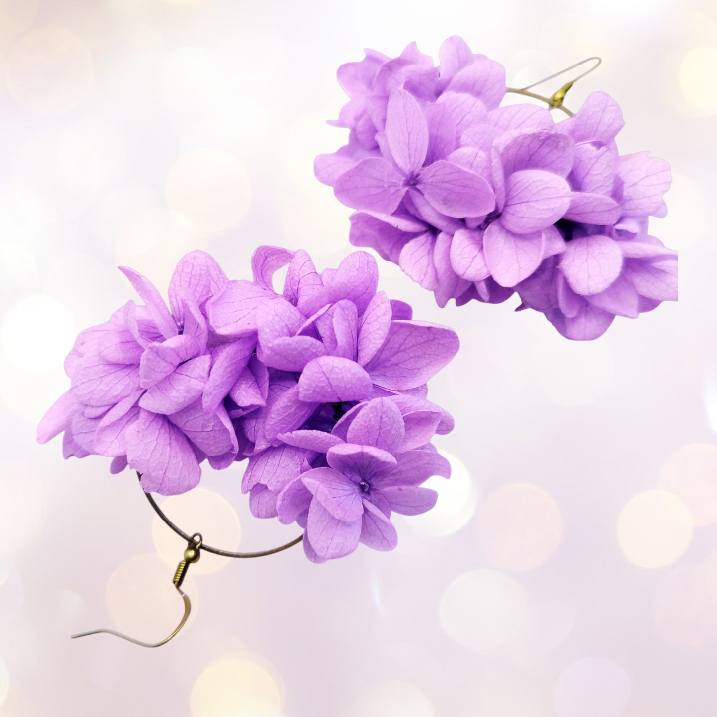 Boucles d'oreilles fleurs séchées mariage hortensia violet clair